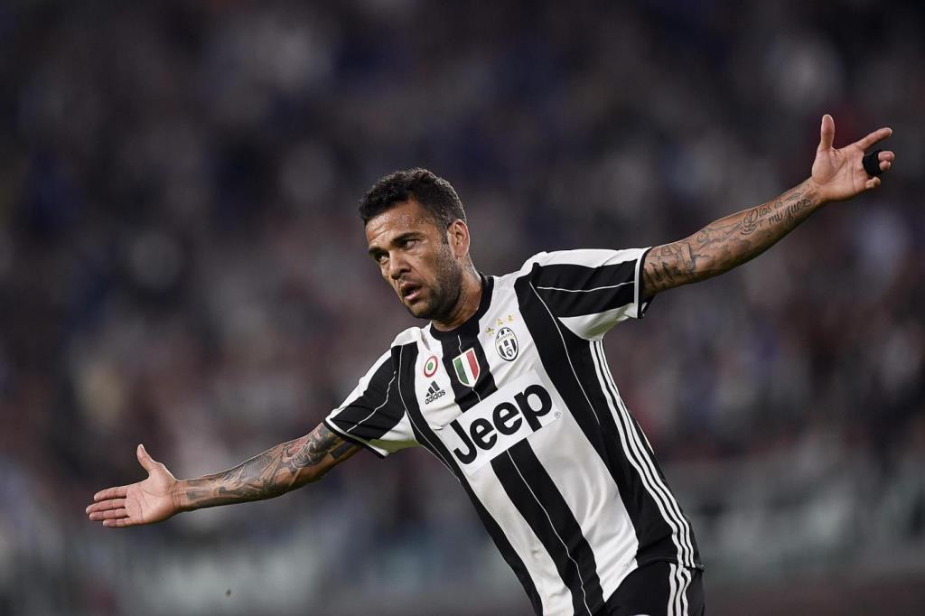 Dani Alves/ Video, Primo Gol Con La Juventus: Arriva Contro Il Cagliari ...