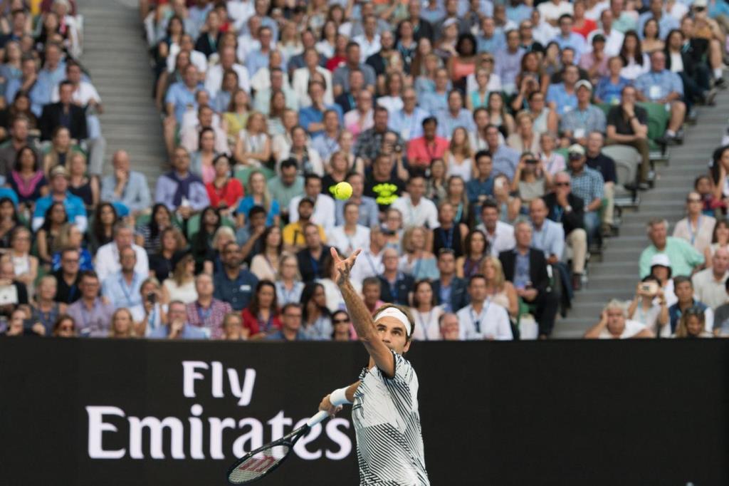 Federer_servizio_AO