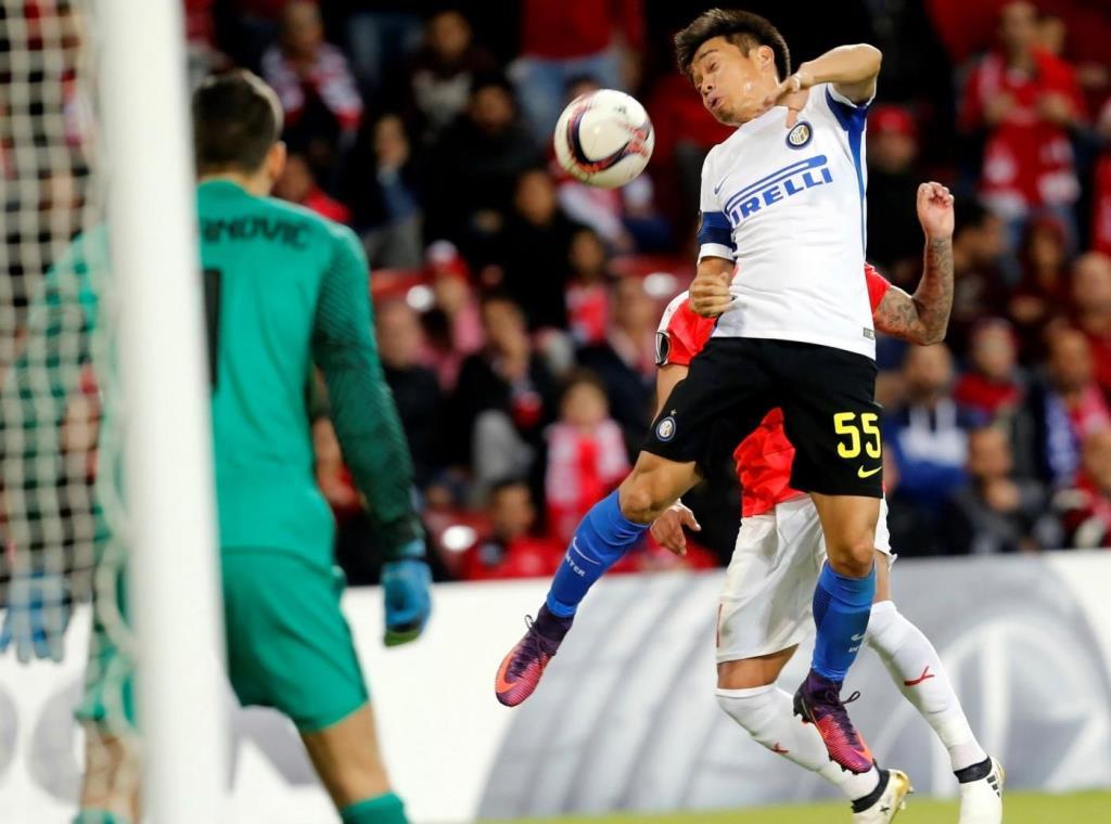 HandanovicNagatomo_EuropaLeague