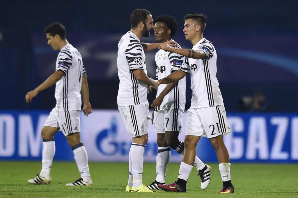 HiguainDybalaChampions
