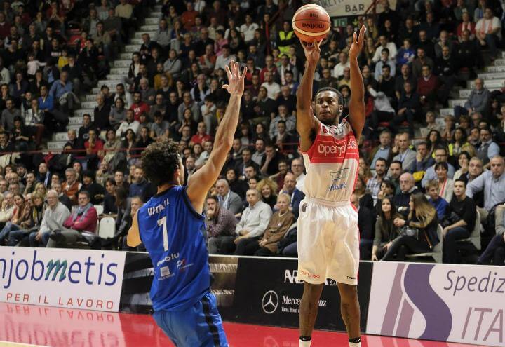 Johnson_Vitali_Varese_basket_lapresse_2017