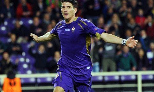 MarioGomez_braccia