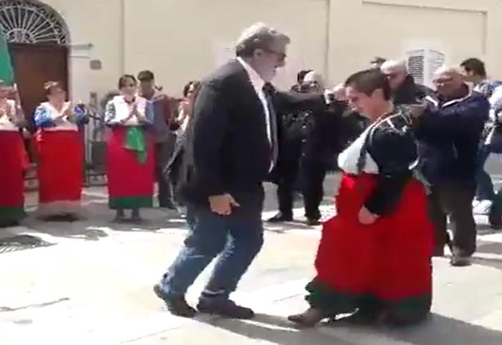 Michele_Emiliano_infortunio