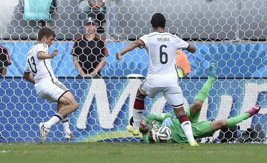 Muller_Khedira_Portogallo