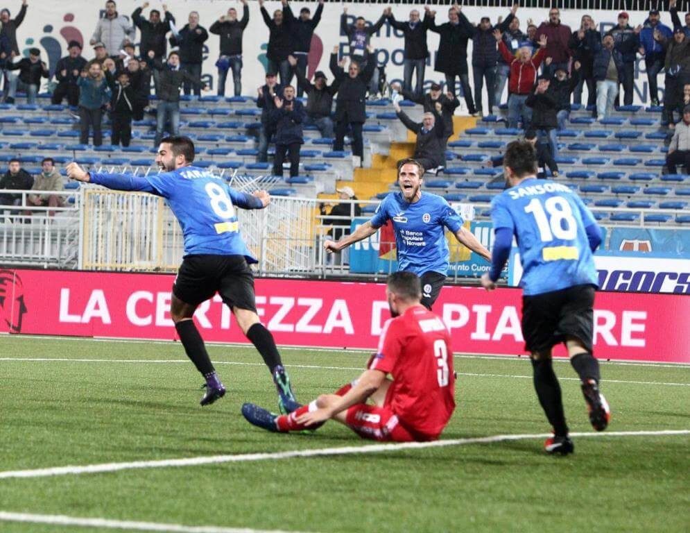 Novara_Farago