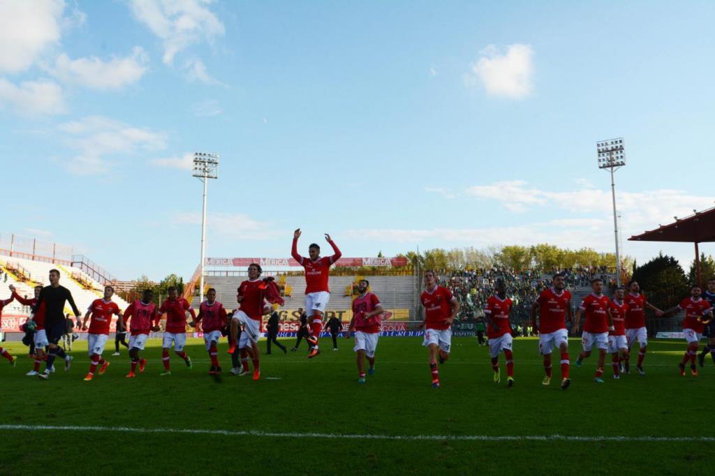 Perugia_esultanza_curva