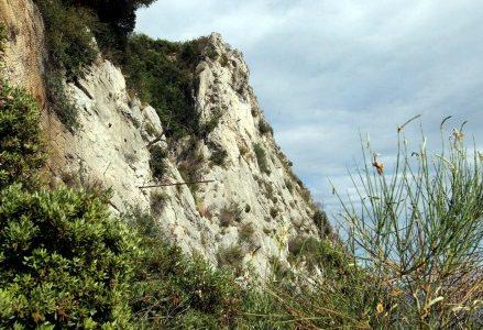 Sccogliera_mare_liguria_suicidio