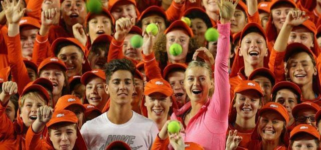 Sharapova_raccattapalle