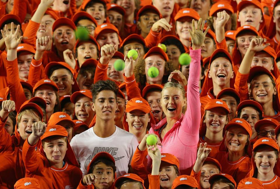 Sharapova_raccattapalle