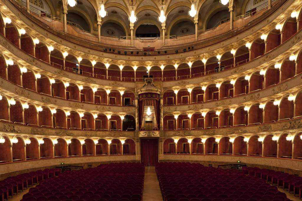 Teatro_dellOpera_di_Roma__Silvia_Lelli_20120119_53
