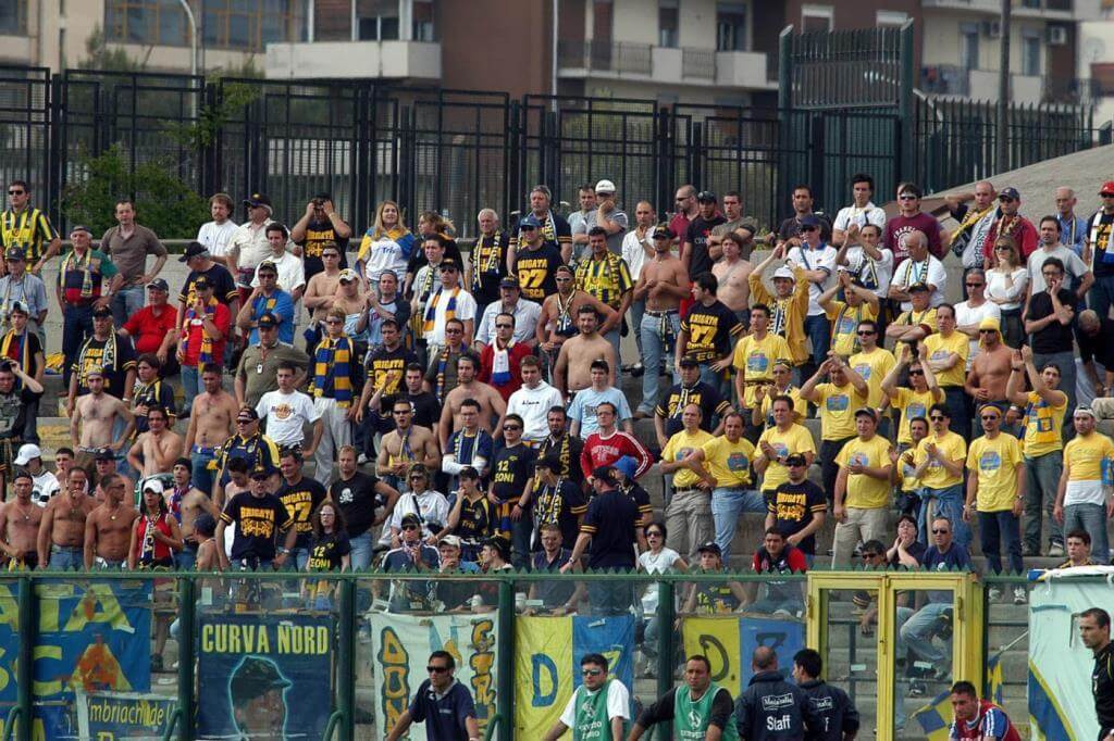 Viterbese_tifosi