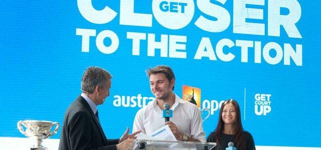 Wawrinka_microfono