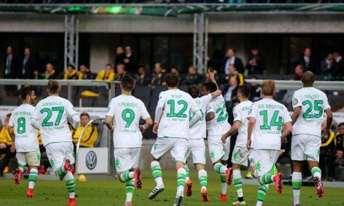 Wolfsburg_dietro