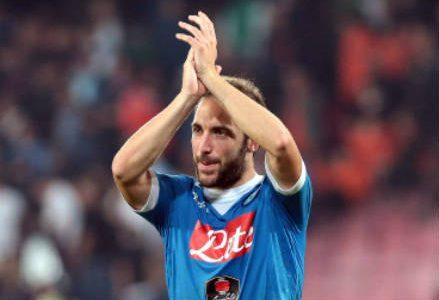 applauso_higuain