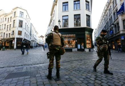 bruxelles_allerta_r439