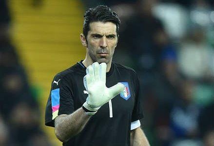 buffon_guanto