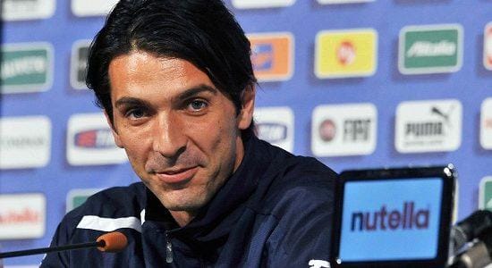 buffon_microfono