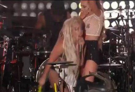 ladygaga-performer
