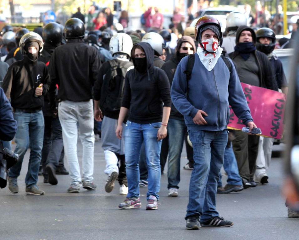 manifestanti_roma
