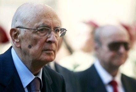 napolitano_preoccupazioneR439
