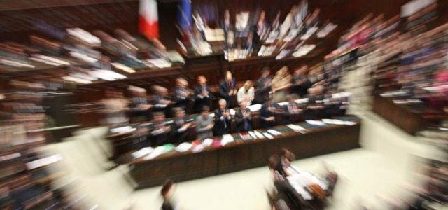 parlamento_sfocato