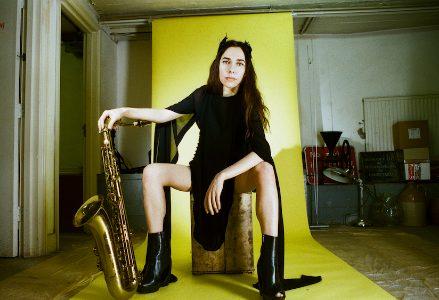 pj-harvey_R439