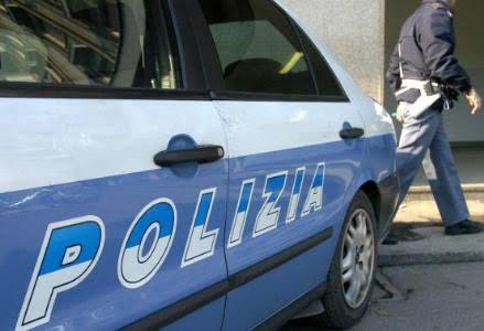 polizia-macchina_R439