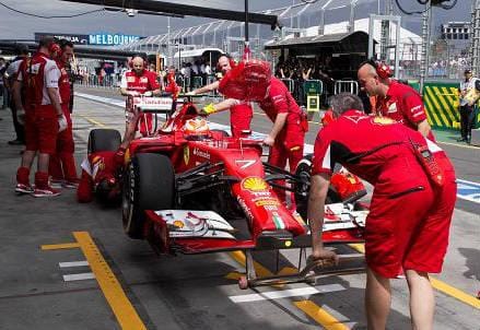 raikkonen_pitstop