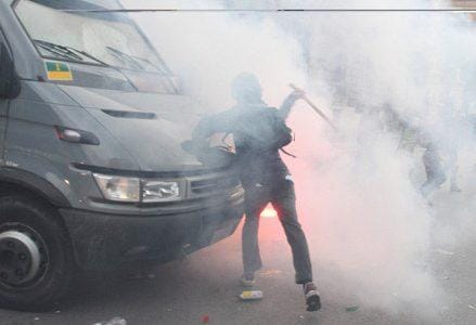 roma_scontri_guerrigliaR439
