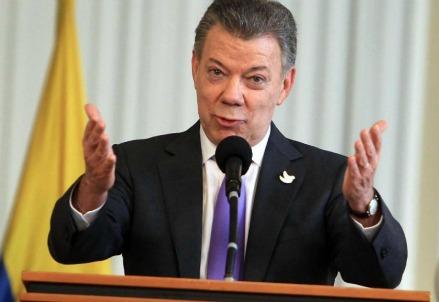 santos_colombia_nobelR439