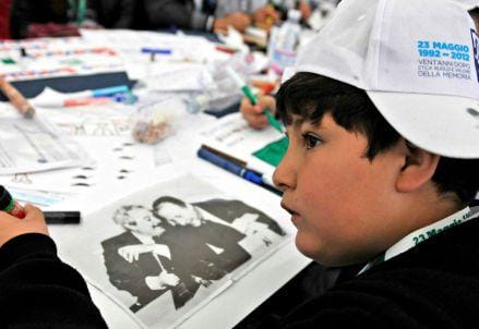 scuola_bambino_mafiaR439