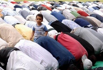 scuola_islam_preghieraR400