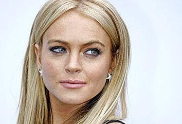 LINDSAYLOHAN_R375