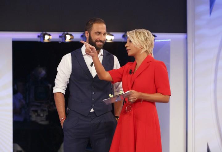 Ce Posta Per Te 2018 Pagelle E Video Prima Puntata