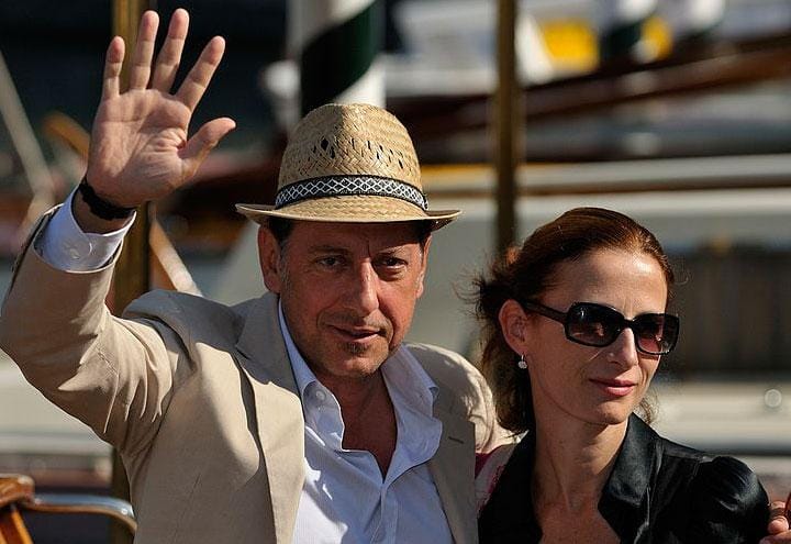 sergio_castellitto_saluta_wikipedia_2017