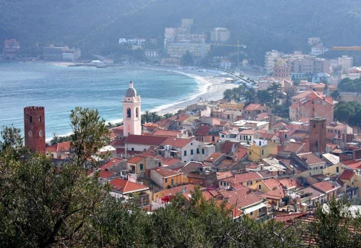 Noli_panorama_wikipedia_2018