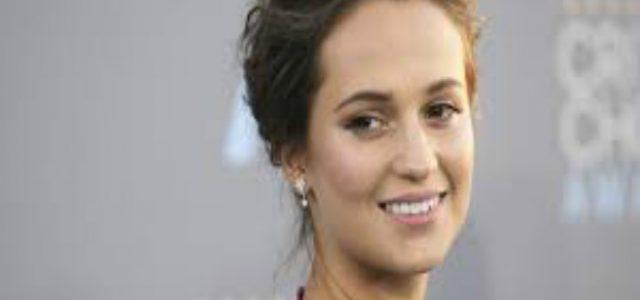 alicia_vikander