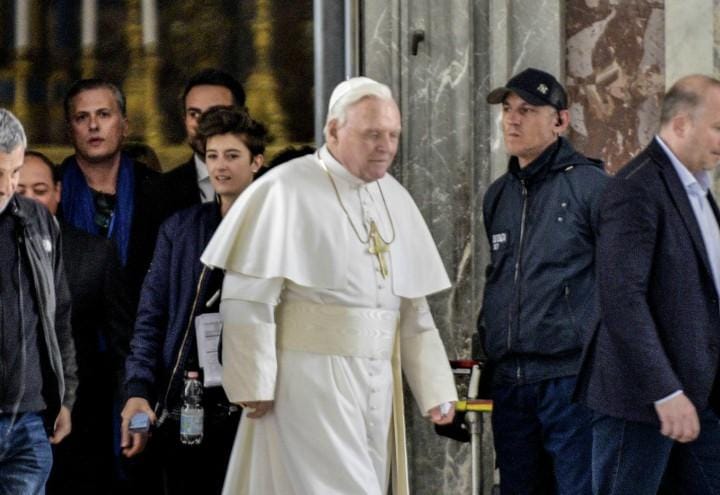 anthony_hopkins_papa_ratzinger_benedetto_xvii_film_thepope_lapresse_2018