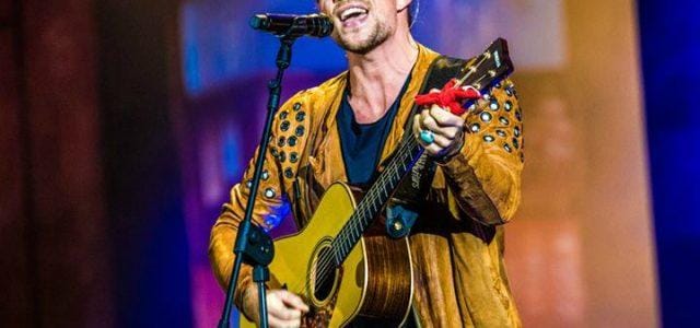 enrico_nigiotti_chitarra_facebook_2017