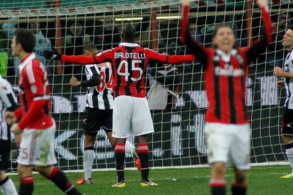 mario_balotelli_esulta