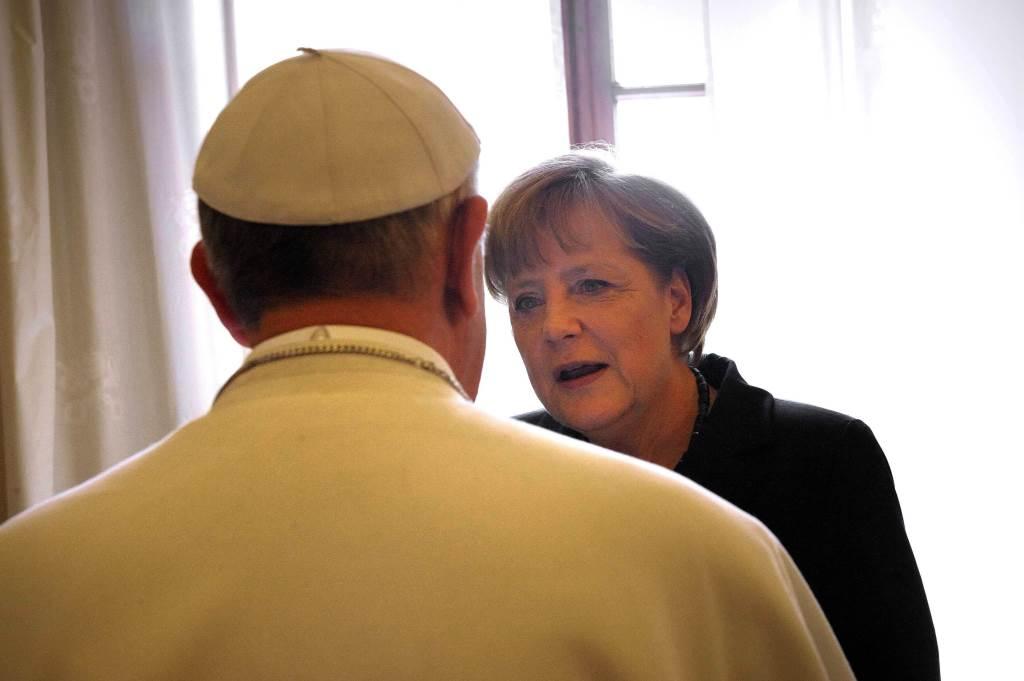 papa_merkel
