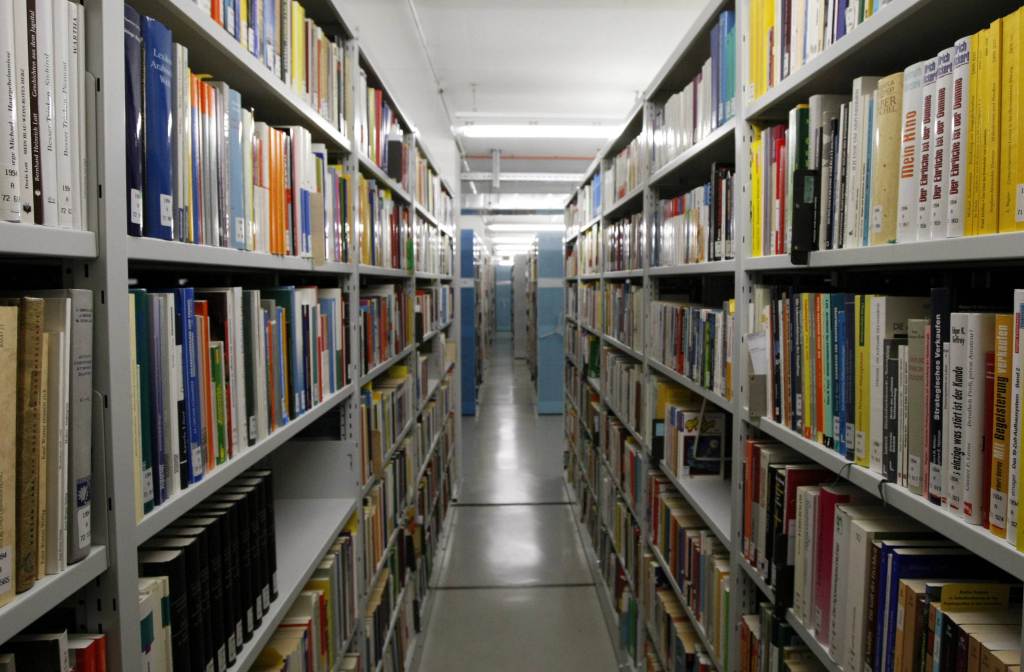 scuola_universita_biblioteca1R400