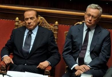 BerlusconiTremontiFiduciaSenatoR400