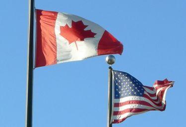 Canada_Usa_BandiereR375_31gen09