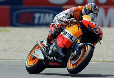 Dovizioso-prew-Barcellona_R375