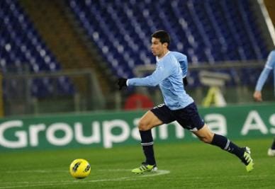 Hernanes_Lazio_R400