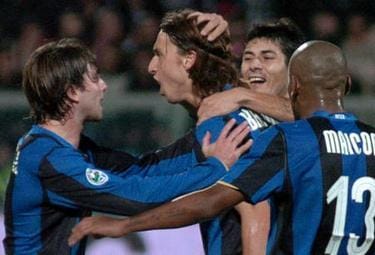 Ibrahimovic_pal_int_R375_16nov08