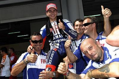 Lorenzo_campione_R400