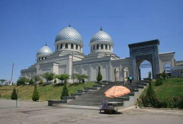 Tashkent_Central_Mosque_r375