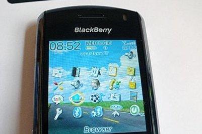 blackberry8100_R400